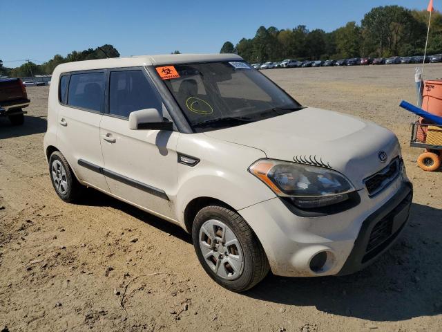 KNDJT2A54D7768563 - 2013 KIA SOUL WHITE photo 1