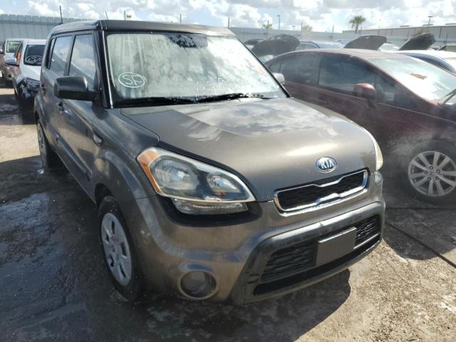 KNDJT2A56D7579865 - 2013 KIA SOUL GRAY photo 1