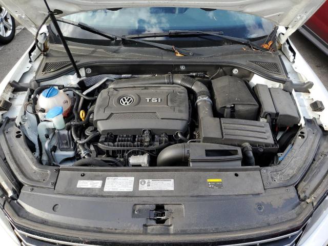 1VWDT7A37HC034342 - 2017 VOLKSWAGEN PASSAT R-L WHITE photo 7