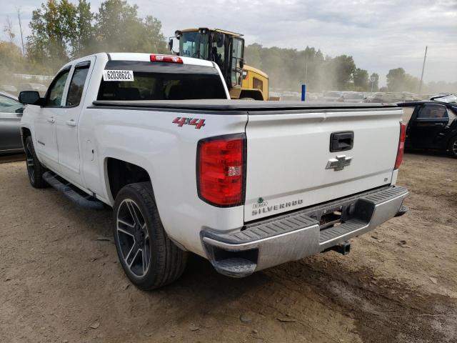 1GCVKREC4JZ213683 - 2018 CHEVROLET 1500 SILVE WHITE photo 3