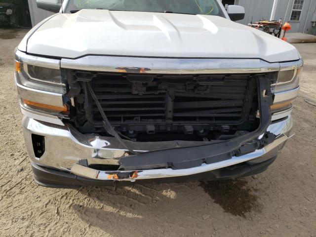 1GCVKREC4JZ213683 - 2018 CHEVROLET 1500 SILVE WHITE photo 9