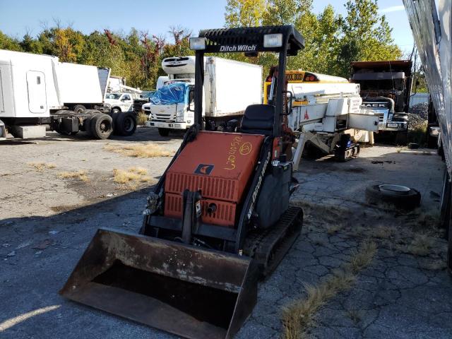 6Y0080 - 2008 DITCH WITCH XT850 ORANGE photo 2