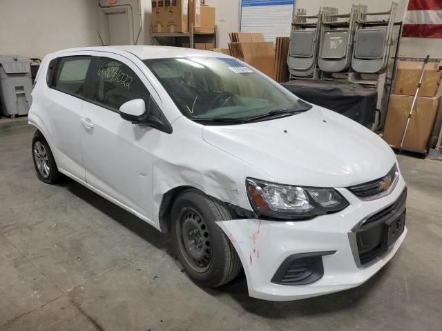 1G1JG6SB9K4131174 - 2019 CHEVROLET SONIC WHITE photo 4