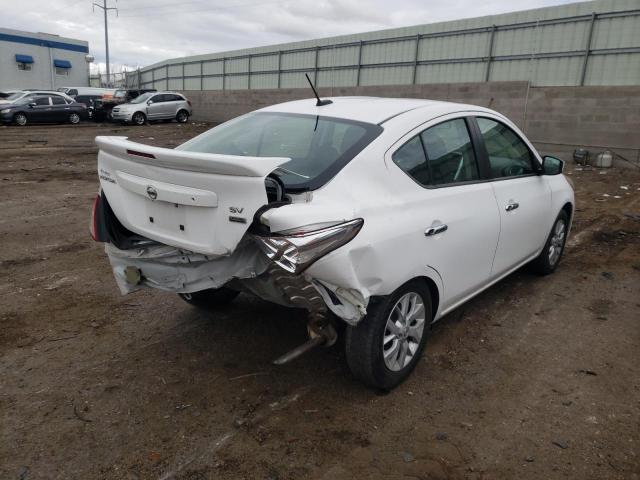 3N1CN7AP6HL810205 - 2017 NISSAN VERSA S WHITE photo 4