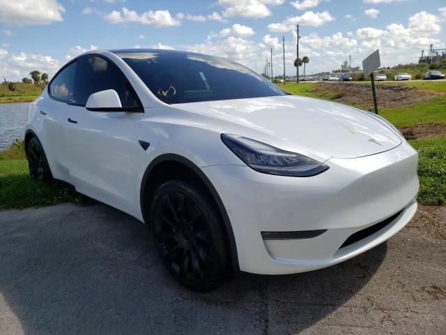 5YJYGDEE7LF034694 - 2020 TESLA MODEL Y WHITE photo 1