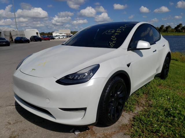 5YJYGDEE7LF034694 - 2020 TESLA MODEL Y WHITE photo 2