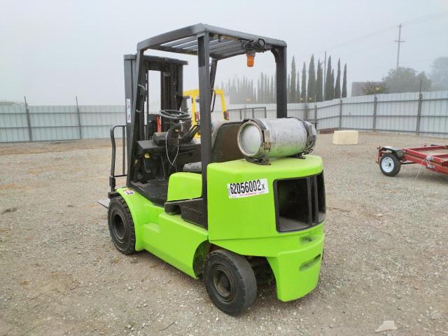 P365L01419398FB - 2006 CLARK FORKLIFT FORKLIFT GREEN photo 4