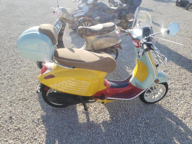 ZAPM818G2M5904022 - 2021 PIAGGIO SCOOTER YELLOW photo 9