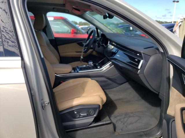 WA1VXAF73LD010945 - 2020 AUDI Q7 PRESTIG TAN photo 5