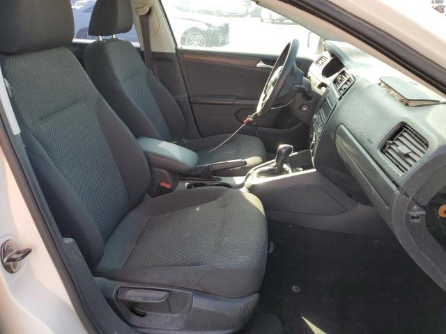 3VW2K7AJ1DM268123 - 2013 VOLKSWAGEN JETTA BASE WHITE photo 5