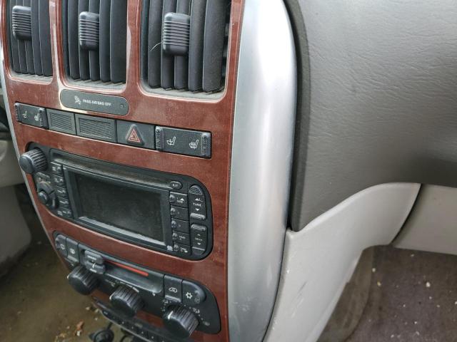 2A4GP54L17R223802 - 2007 CHRYSLER TOWN & COU 红色 照片 9