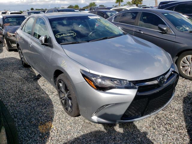 4T1BK1FKXGU573648 - 2016 TOYOTA CAMRY XSE SILVER photo 1