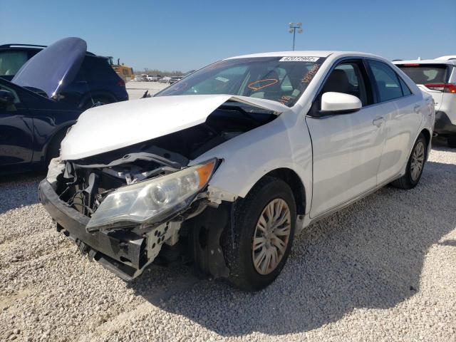 4T1BF1FK7CU115354 - 2012 TOYOTA CAMRY BASE WHITE photo 2
