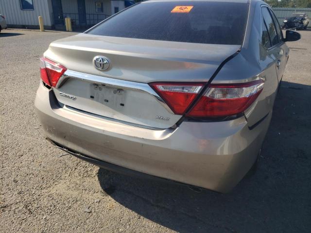 4T1BK1FK8FU567278 - 2015 TOYOTA CAMRY XSE GOLD photo 9