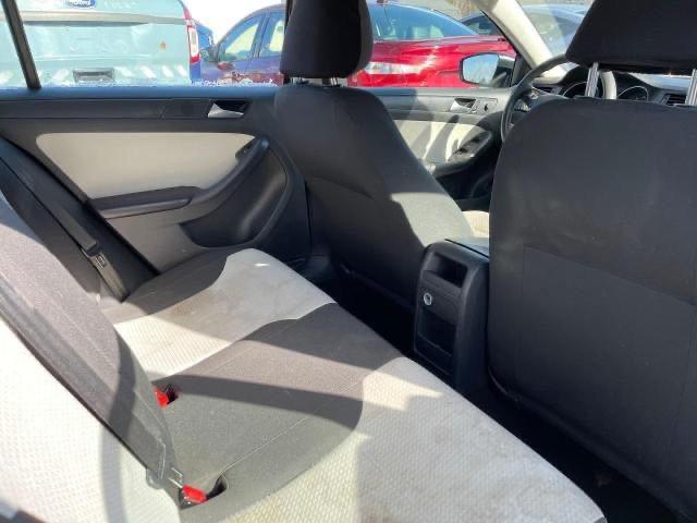 3VW2K7AJ7FM202825 - 2015 VOLKSWAGEN JETTA BASE BROWN photo 6