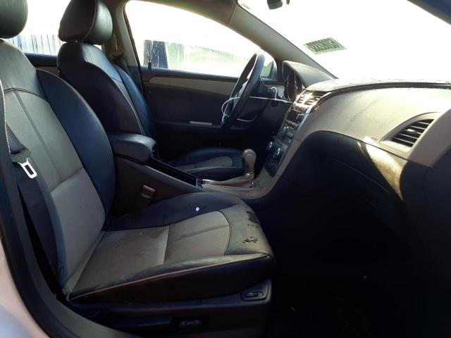 1G1ZE5E77A4111174 - 2010 CHEVROLET MALIBU LTZ თეთრი ფოტო 5