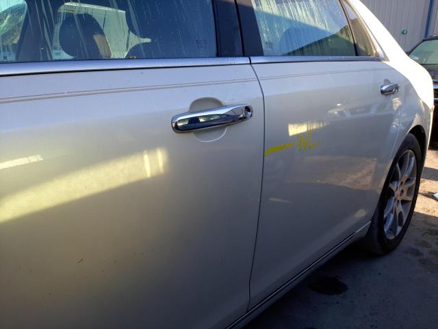 1G1ZE5E77A4111174 - 2010 CHEVROLET MALIBU LTZ თეთრი ფოტო 9