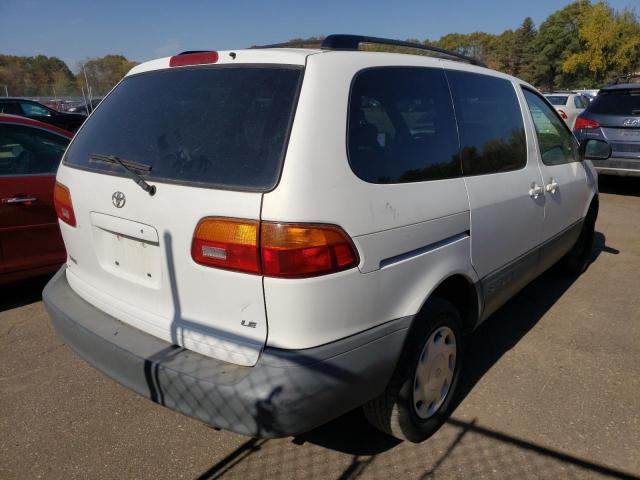 4T3ZF13C5WU043819 - 1998 TOYOTA SIENNA LE WHITE photo 4