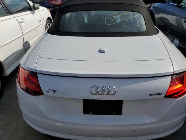 TRUT5CFV2H1011998 - 2017 AUDI TT WHITE photo 6