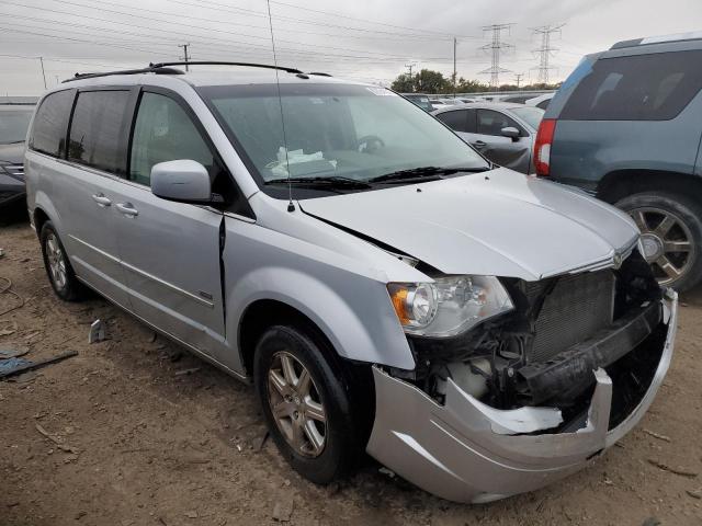 2A8HR54P88R839076 - 2008 CHRYSLER TOWN & COU SILVER photo 1