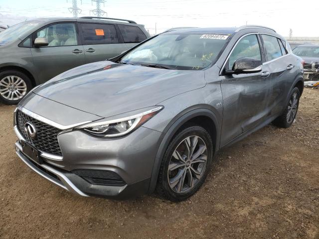 SJKCH5CR4HA024334 - 2017 INFINITI QX30 BASE GRAY photo 2