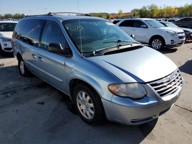 2C4GP54L75R468526 - 2005 CHRYSLER TOWN & COU BLUE photo 1