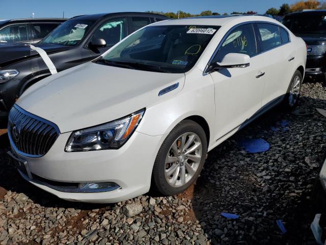 1G4GB5G38GF284969 - 2016 BUICK LACROSSE WHITE photo 2