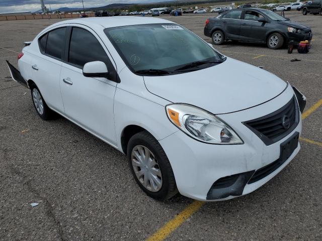 3N1CN7APXCL818588 - 2012 NISSAN VERSA WHITE photo 1