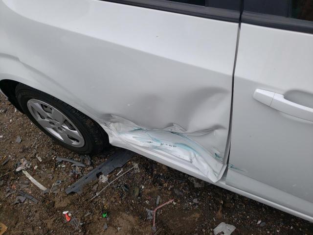 1G1JA6SH8F4126916 - 2015 CHEVROLET SONIC LS WHITE photo 9