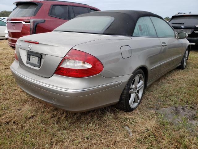 WDBTK56HX6F192162 - 2006 MERCEDES-BENZ CLK 350 SILVER photo 4