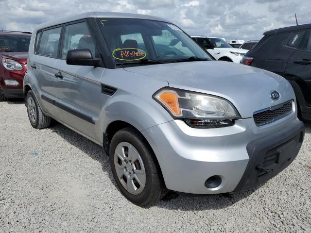 KNDJT2A17B7308176 - 2011 KIA SOUL SILVER photo 1