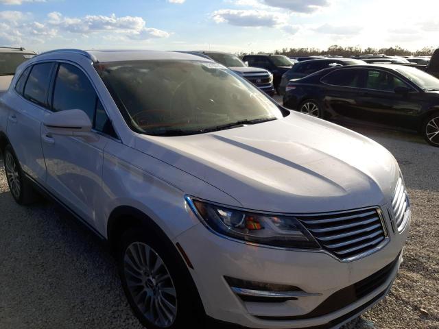 5LMCJ3C91HUL34394 - 2017 LINCOLN MKC RESERV WHITE photo 1