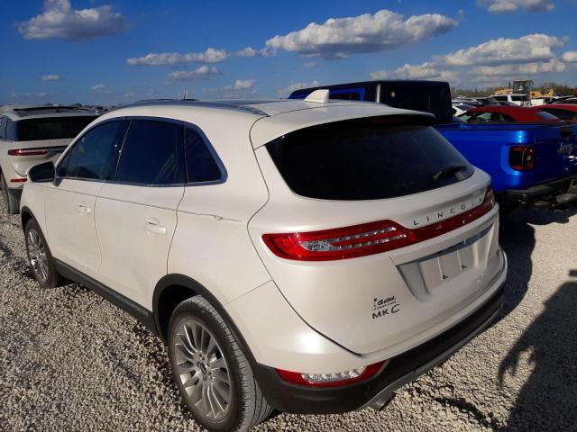 5LMCJ3C91HUL34394 - 2017 LINCOLN MKC RESERV WHITE photo 3