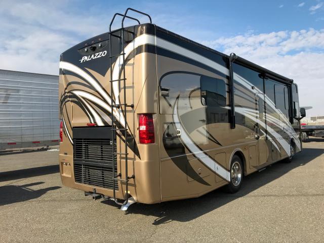 4UZAAJDT1GCHT5640 - 2016 FREIGHTLINER CHASSIS XC ორფეროვანი ფოტო 4