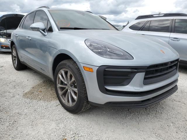 WP1AA2A55NLB08593 - 2022 PORSCHE MACAN SILVER photo 1