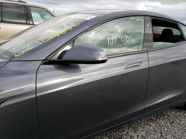 5YJSA1E69NF477799 - 2022 TESLA MODEL S Grafit foto 9