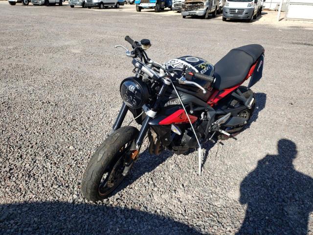 SMTL03NE2DT572258 - 2013 TRIUMPH MOTORCYCLE STREET TRI BLACK photo 2