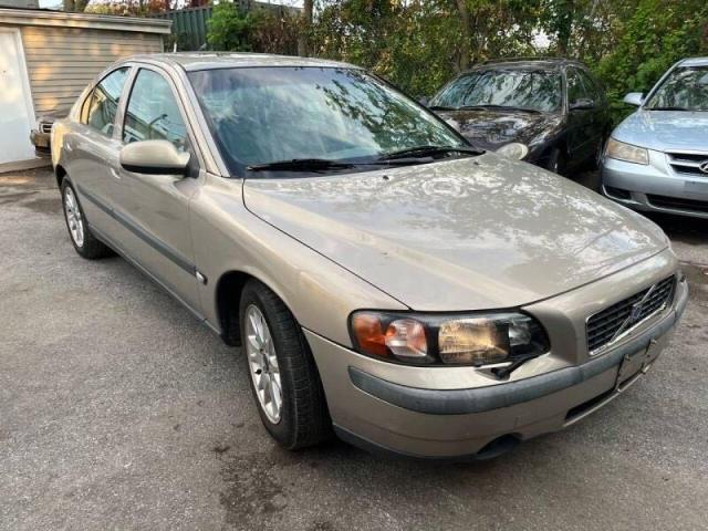 YV1RS58D822108986 - 2002 VOLVO S60 2.4T TAN photo 1