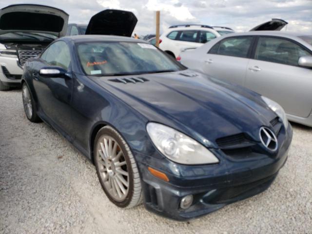 WDBWK73F17F158057 - 2007 MERCEDES-BENZ SLK 55 AMG BLUE photo 1