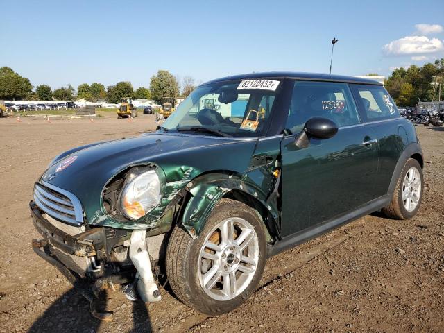 WMWSU3C59DT682657 - 2013 MINI COOPER GREEN photo 2