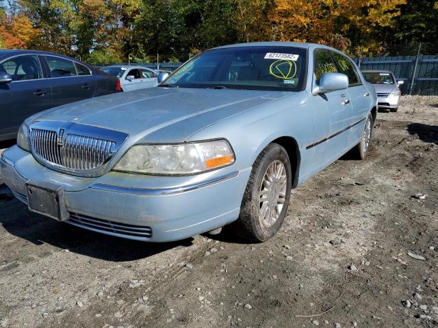 2LNHM82VX9X630584 - 2009 LINCOLN TOWN CAR S BLUE photo 2