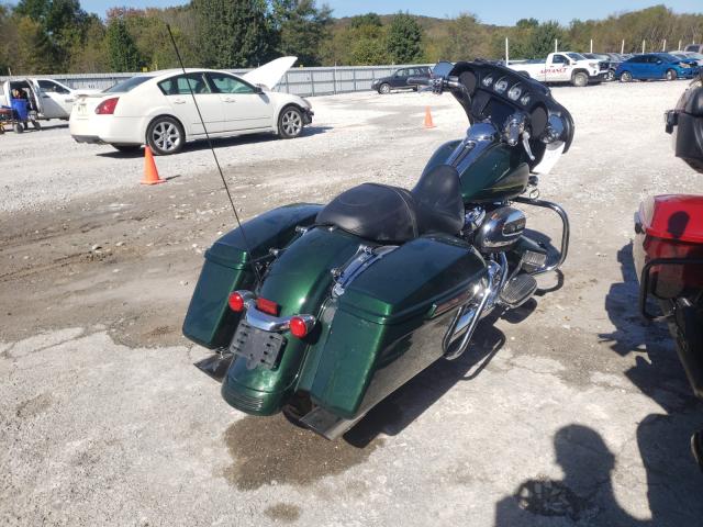 1HD1KBC14KB619544 - 2019 HARLEY-DAVIDSON FLHX GREEN photo 4