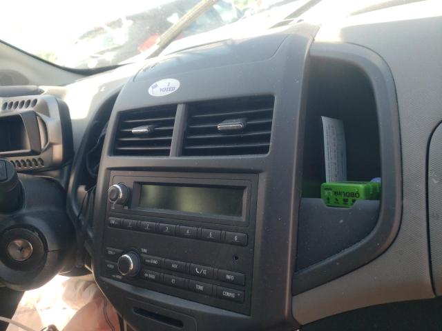 1G1JA6SH5D4115840 - 2013 CHEVROLET SONIC LS SILVER photo 9