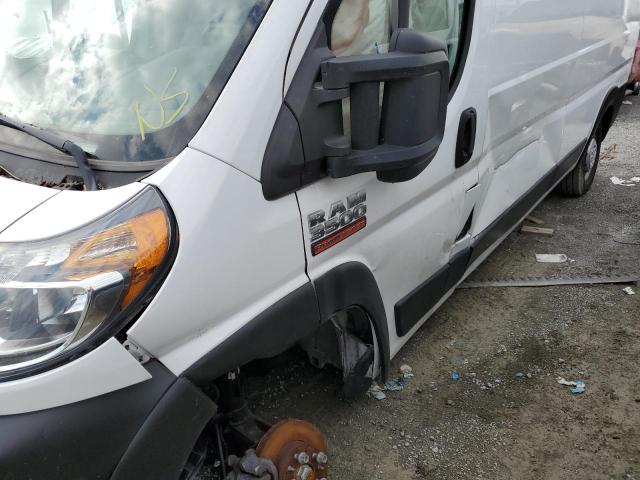 3C6URVHG6KE504012 - 2019 RAM PROMASTER WHITE photo 9
