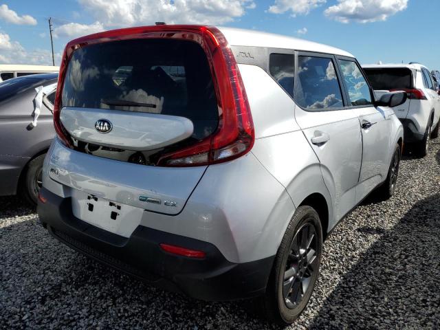 KNDJ33AU9M7766420 - 2021 KIA SOUL EX SILVER photo 4