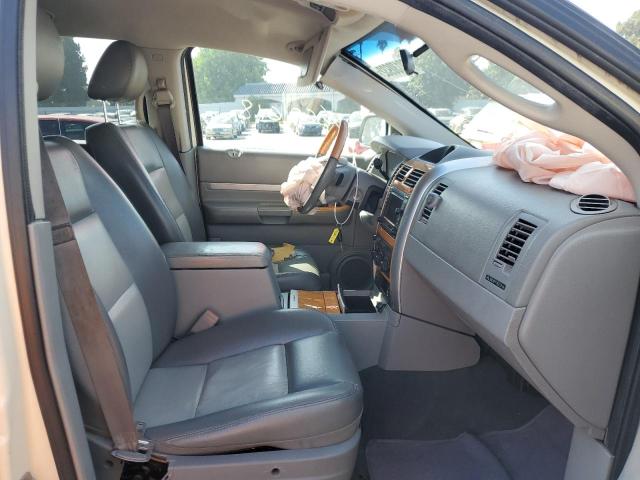 1A8HX582X7F575885 - 2007 CHRYSLER ASPEN LIMI CREAM photo 5