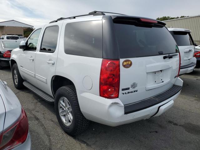 1GKS2AE03BR390886 - 2011 GMC YUKON SLE WHITE photo 3