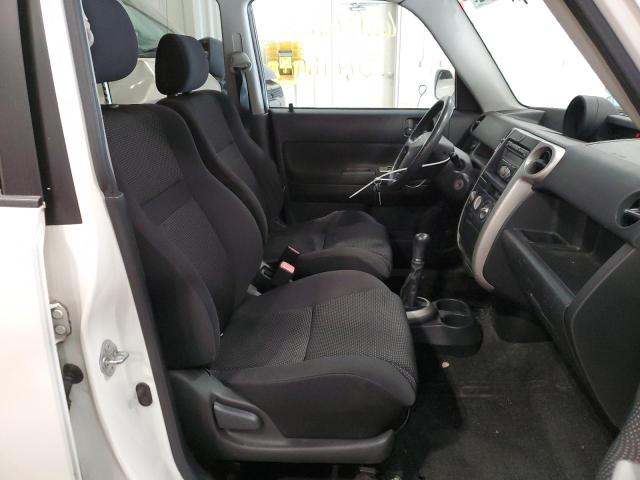 JTLKT334064053027 - 2006 TOYOTA SCION XB თეთრი ფოტო 5