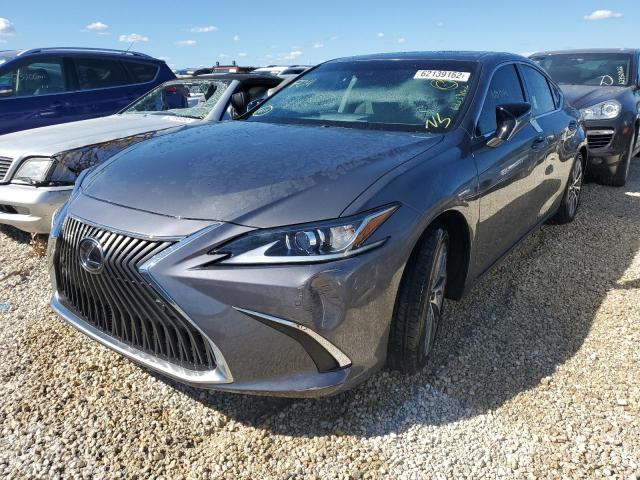 58ADZ1B16MU099350 - 2021 LEXUS ES 350 BAS GRAY photo 2