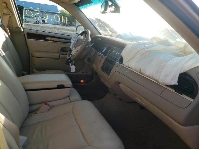 2LNHM82V99X601268 - 2009 LINCOLN TOWN CAR S BEIGE photo 5